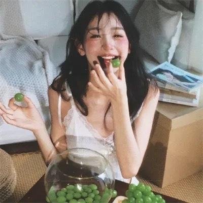 后备空姐 封面